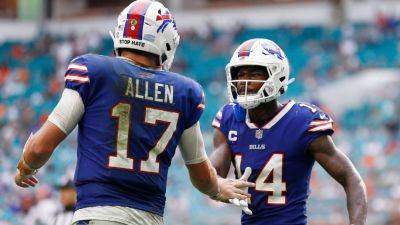 Bills' Josh Allen defends Stefon Diggs' sideline behavior - ESPN