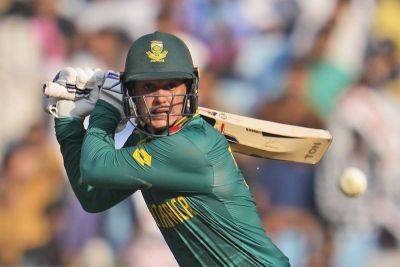 Quinton De Kock hits second century in row as South Africa thrash Australia at World Cup