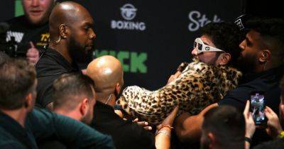 Tommy Fury - Logan Paul - John Fury - Dillon Danis - Logan Paul hit in head by Dillon Danis at chaotic press conference ahead of AO Arena fight - manchestereveningnews.co.uk - county Dillon