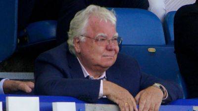 Everton chairman Bill Kenwright home after liver cancer operation