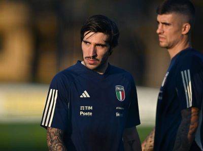 Sandro Tonali and Nicolo Zaniolo sent home from Italy training camp