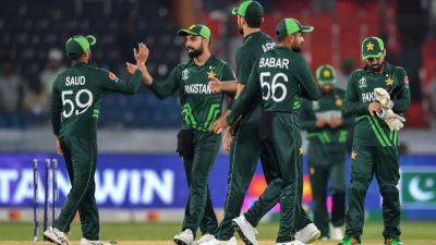 PCB Chief Gives Pep Talk To Pakistan Team Ahead Of Cricket World Cup Match Against India