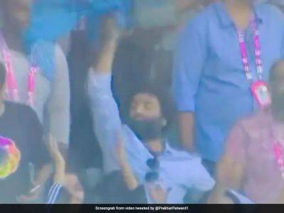 Watch: Arijit Singh's Passionate Reaction After Babar Azam's Dismissal Is Viral During Cricket World Cup 2023
