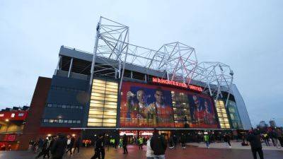 Sheikh Jassim withdraws from process to buy Man United - sources - ESPN