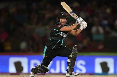 Devine batting blitz sees NZ down Proteas Women in 4th T20I