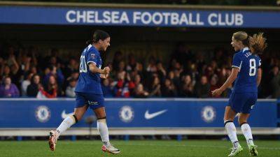 Chelsea grind down West Ham to move to the summit