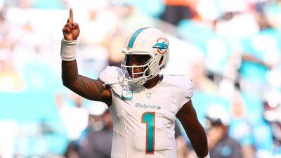 Dolphins blow out Panthers behind Tua Tagovailoa's 3 touchdown passes after starting slow