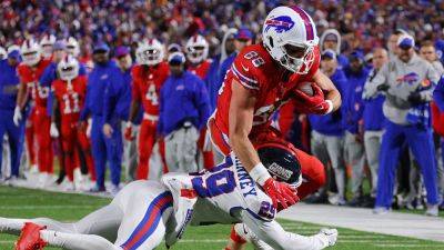 Josh Allen - Daniel Jones - Bills hold off Giants at 1-yard line to win in thrilling fashion at home - foxnews.com - New York - county Buffalo - state New York - county Bryan - county Park