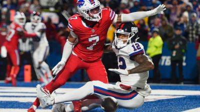 Controversy erupts at end of Giants-Bills game as fans debate no-call on Darren Waller catch attempt