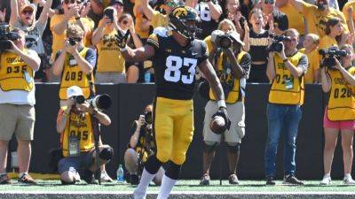 Source - Iowa's Erick All has torn ACL, out for season - ESPN - espn.com - state Wisconsin - state Michigan - state Iowa