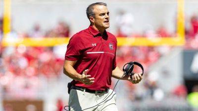 South Carolina coach says he broke foot kicking object in frustration after loss: 'Stupid on my part'
