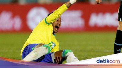 Paris Saint-Germain - Petaka Neymar: 16 Kali Cedera dalam 7 Musim Terakhir - sport.detik.com - Uruguay