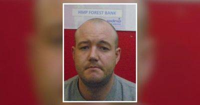 'Frightening ordeal' as knife-wielding robber storms into bakery and steals cash leaving woman terrified - manchestereveningnews.co.uk