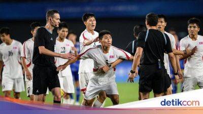 Asian Games - Asian Games: Pemain Korea Utara Serang Wasit Usai Kalah dari Jepang - sport.detik.com - Uzbekistan