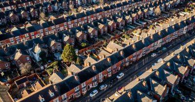 House prices drop by 5 percent across the UK - what this means for buyers and sellers