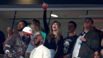 Vikings hope to spoil 'cool' Travis Kelce-Taylor Swift saga - ESPN