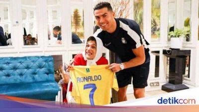 Pelukis Difabel Iran Bela Ronaldo, Kecam 'Pengacara Pengangguran'