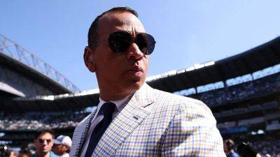 Alex Rodriguez - Alex Rodriguez doesn't understand why Yankees haven't retired his No. 13: 'It bothers me' - foxnews.com - New York - state Texas - county Bronx