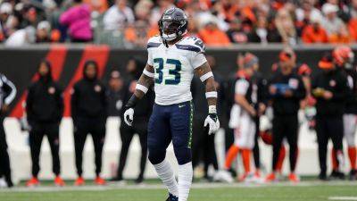 Dylan Buell - Sarah Stier - Seahawks' Jamal Adams hit with $50k fine for inappropriate conduct with concussion doctor on sideline: reports - foxnews.com - New York - state New Jersey - state Ohio - county Rutherford
