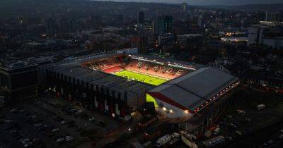 Sheffield United vs Manchester United LIVE Premier League updates, TV information and Varane latest