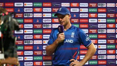 Jos Buttler - Quinton De-Kock - Reece Topley - Buttler left to rue toss decision in huge S Africa defeat - channelnewsasia.com - South Africa