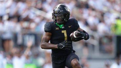 UCF receiver blows kiss to Oklahoma sideline while running for 86-yard touchdown