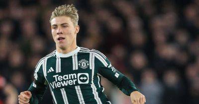 Erik ten Hag hints at where Manchester United can improve to help Rasmus Hojlund