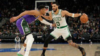Celtics, Bucks enter season as NBA title favorites at sportsbooks - ESPN