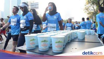 Water Station Jakarta Marathon Penuhi Standar Global