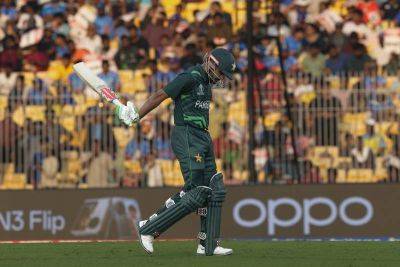 What are Pakistan's qualification chances for World Cup 2023 semi-finals?