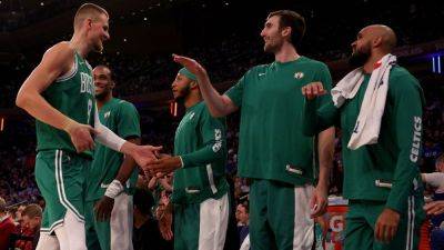 Kristaps Porzingis - Joe Mazzulla - Kristaps Porzingis scores 30, seals win at MSG in Celtics debut - ESPN - espn.com - New York