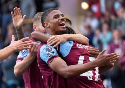 Bafana star Foster signs new long-term deal at Burnley, just 10 months after UK arrival