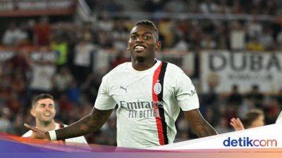 Milan Dihajar PSG, Rafael Leao Jadi Sasaran Kritik