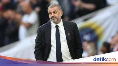 Postecoglou: Terlalu Dini Bicara soal Titel Juara Premier League