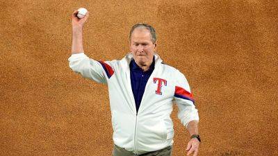 George W. Bush throws out ceremonial first pitch before Game 1 of World Series - foxnews.com - Usa - state Arizona - state Texas - county Arlington