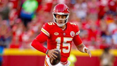 Patrick Mahomes, dealing with flu, gets IV treatment to play vs Broncos: report