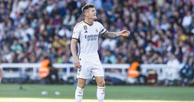Manchester United 'offered' Real Madrid star Toni Kroos and more transfer rumours