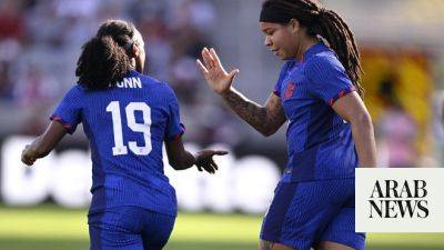Fishel, Shaw score first US goals and the American women defeat Colombia 3-0
