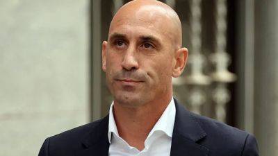 FIFA bans Luis Rubiales of Spain for 3 years for kiss, misconduct at Women's World Cup final