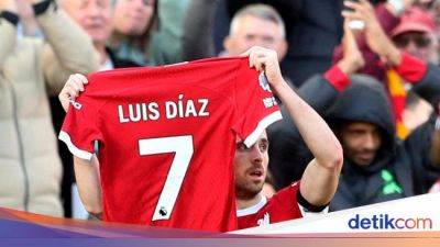 Selebrasi Diogo Jota untuk Luis Diaz