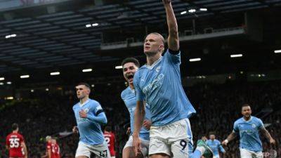 Manchester City cruise against Manchester United exposes gulf in class