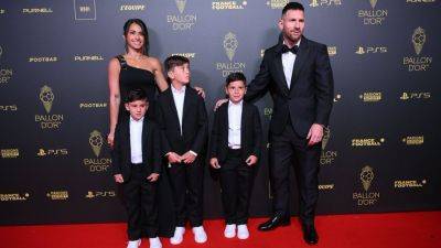 Ballon d'Or 2023 red carpet looks: Messi, Mbappé and more - ESPN
