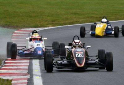 Lucas Romanek dominates United Formula Ford finale at Brands Hatch as Simon Pruce retires