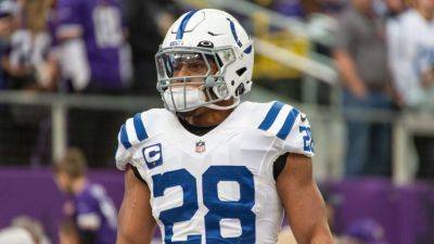Jonathan Taylor backed by Colts teammates amid practice return - ESPN