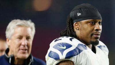 Ex-Seahawks RB Marshawn Lynch rips Pete Carroll, says he laughed in coach's face after Super Bowl interception