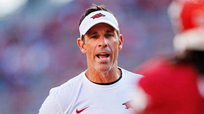 Arkansas coach emailed students who criticized him following loss: report