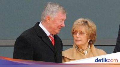 United - Alex Ferguson - Sir Alex Ferguson - Istri Sir Alex, Lady Cathy Ferguson, Tutup Usia - sport.detik.com