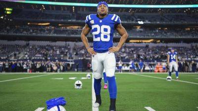 Running-back Jonathan Taylor commits future to Indianapolis Colts