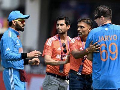 India vs Australia: Virat Kohli Escorts Notorious Pitch Invader Jarvo Out In Chennai During Cricket World Cup 2023 Game