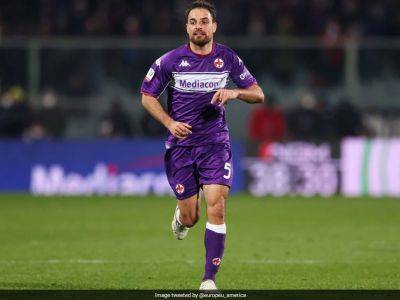 Vincenzo Italiano - Alex Meret - Rudi García - Luciano Spalletti - Giacomo Bonaventura Celebrates Italy Return In Fiorentina's Win At Stuttering Napoli - sports.ndtv.com - Italy